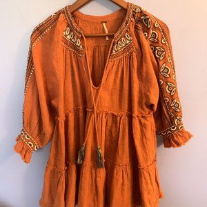 Free People, X small, embroidered detailed, split neckline with tassels